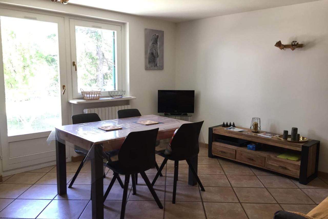 Flat Near The Slopes Chamonix Mont Blanc Apartment Bagian luar foto