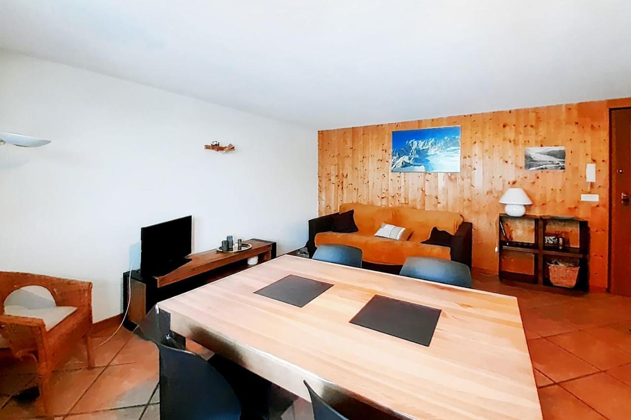 Flat Near The Slopes Chamonix Mont Blanc Apartment Bagian luar foto